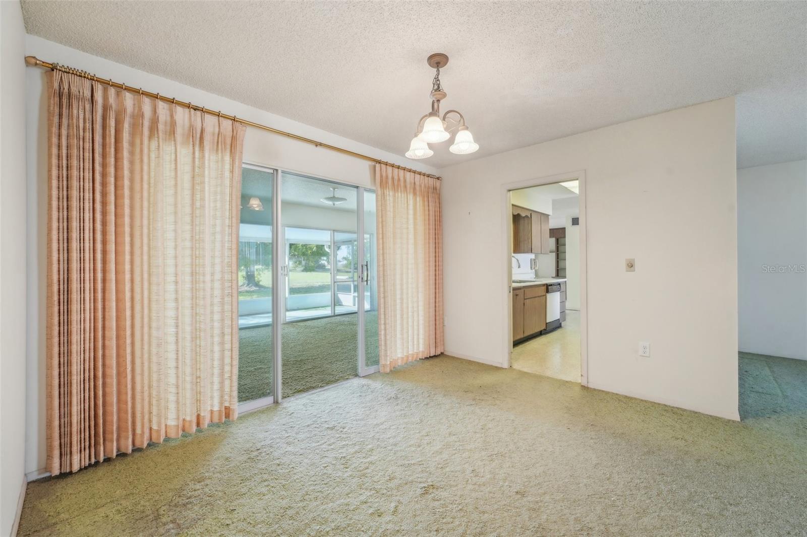 1709 N PEBBLE BEACH BLVD, SUN CITY CENTER, FL, 33573