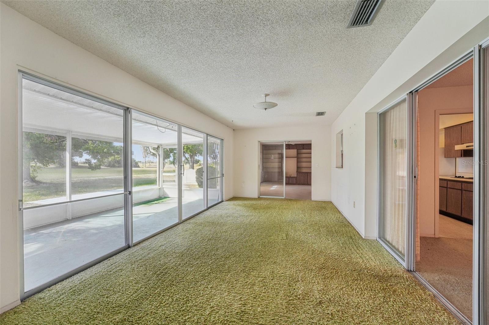 1709 N PEBBLE BEACH BLVD, SUN CITY CENTER, FL, 33573
