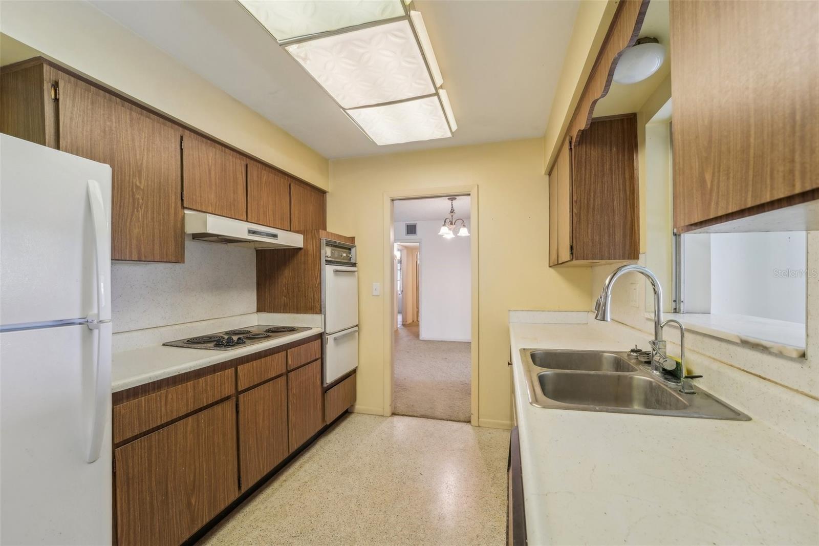 1709 N PEBBLE BEACH BLVD, SUN CITY CENTER, FL, 33573