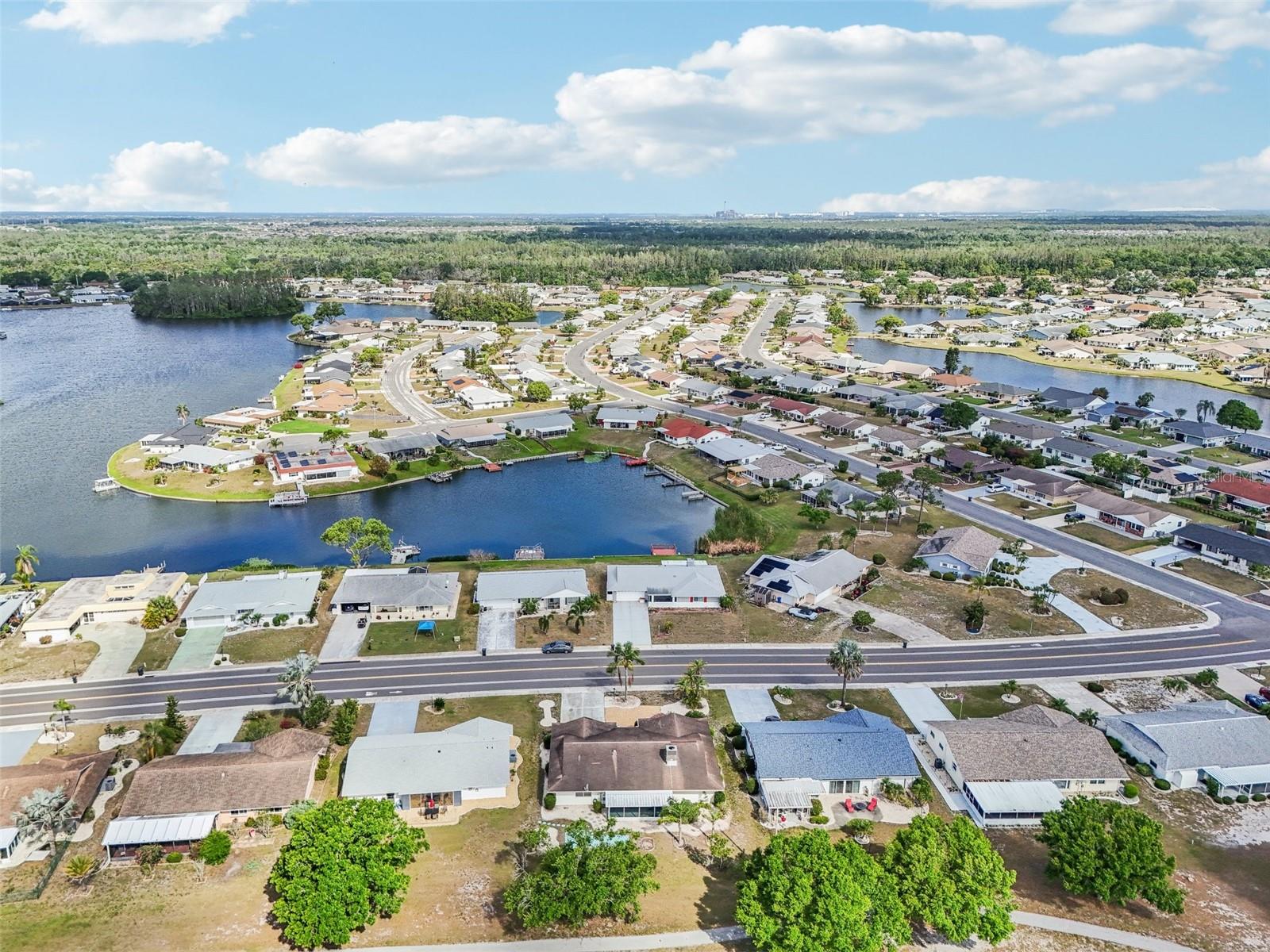 1709 N PEBBLE BEACH BLVD, SUN CITY CENTER, FL, 33573