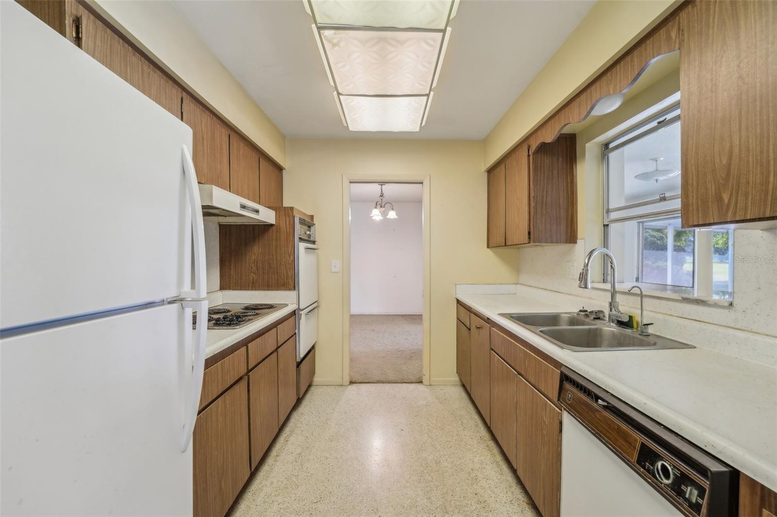 1709 N PEBBLE BEACH BLVD, SUN CITY CENTER, FL, 33573
