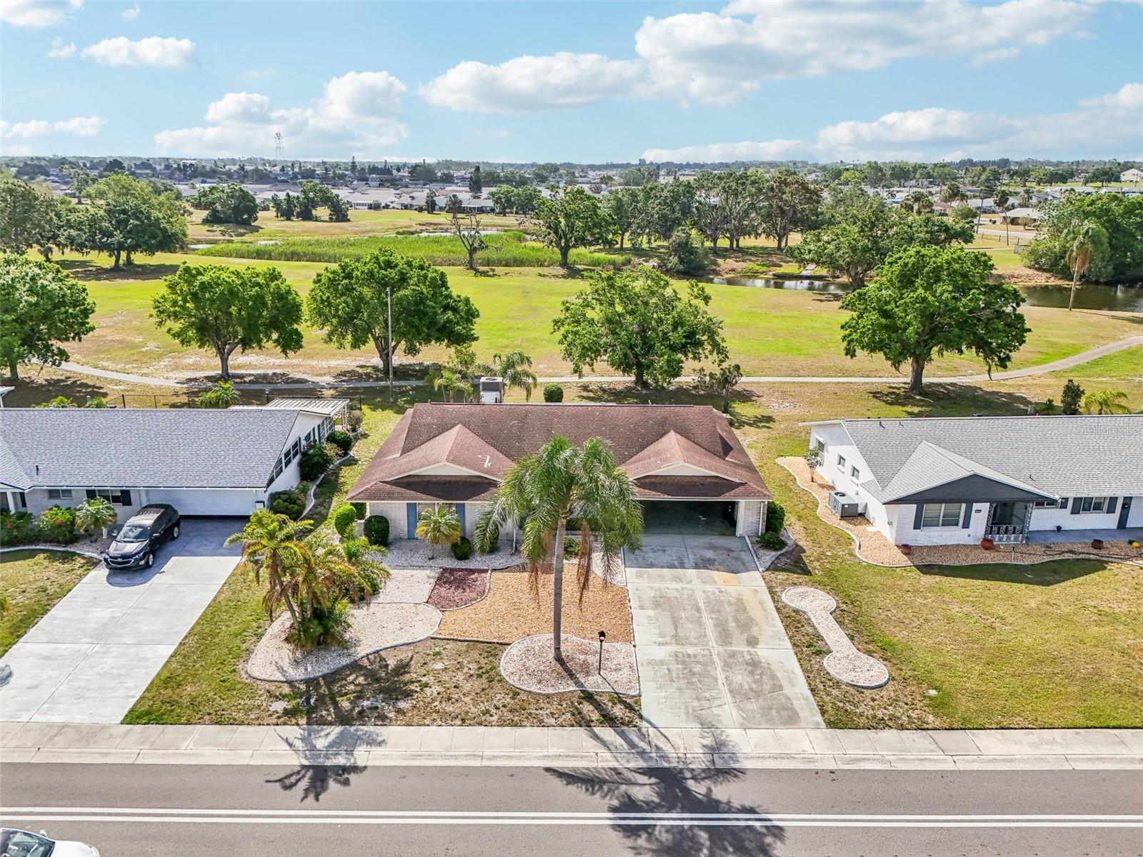 1709 N PEBBLE BEACH BLVD, SUN CITY CENTER, FL, 33573