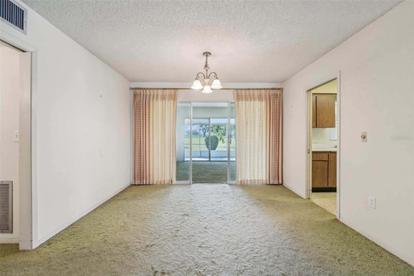 1709 N PEBBLE BEACH BLVD, SUN CITY CENTER, FL, 33573