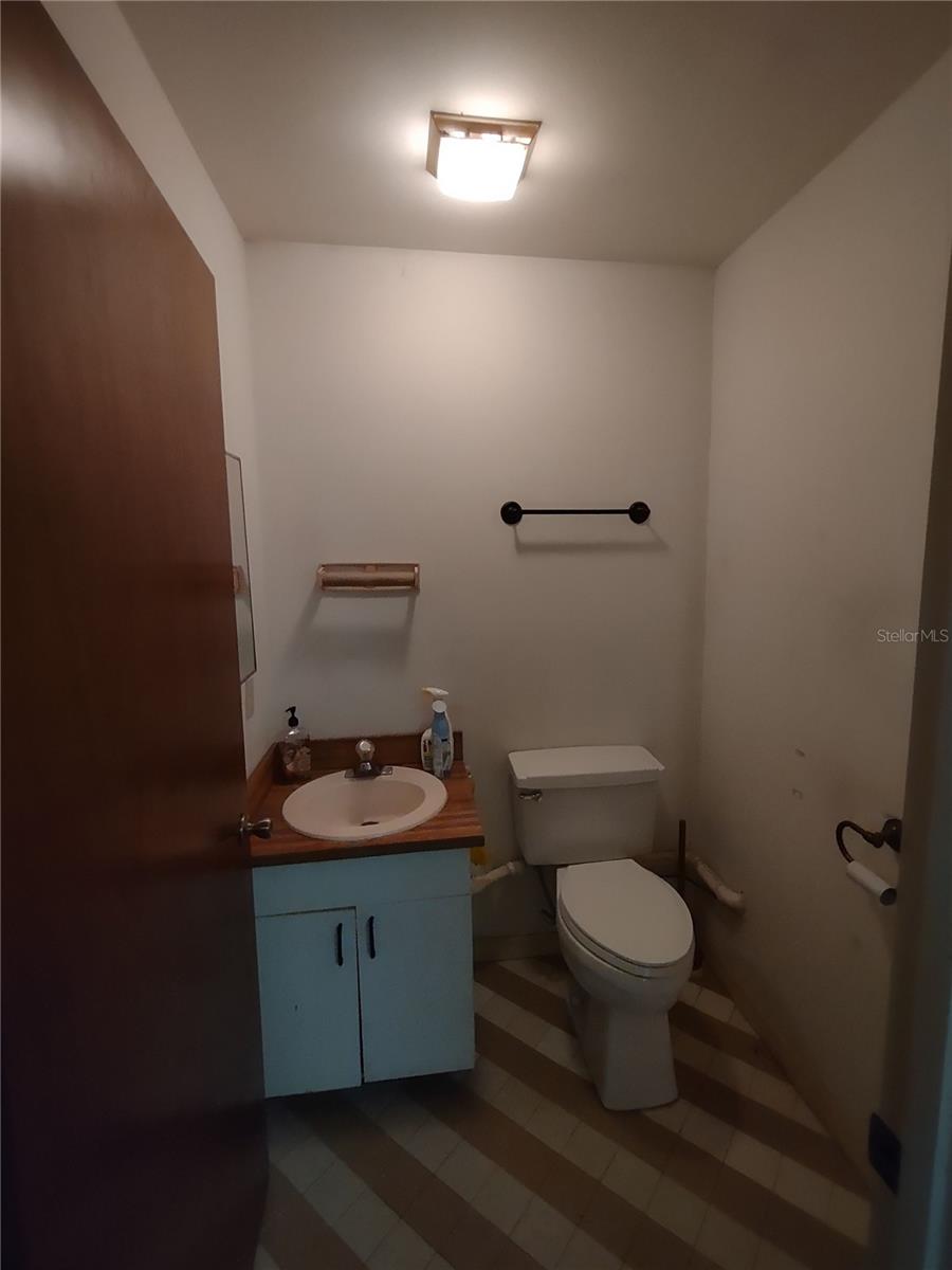 7 MARKET PLACE CT #B, PALM COAST, FL, 32137