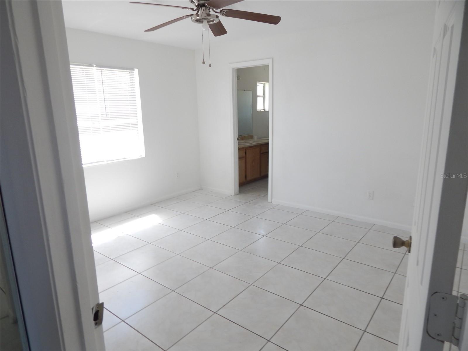 36 E COUNTRY COVE WAY, KISSIMMEE, FL, 34743