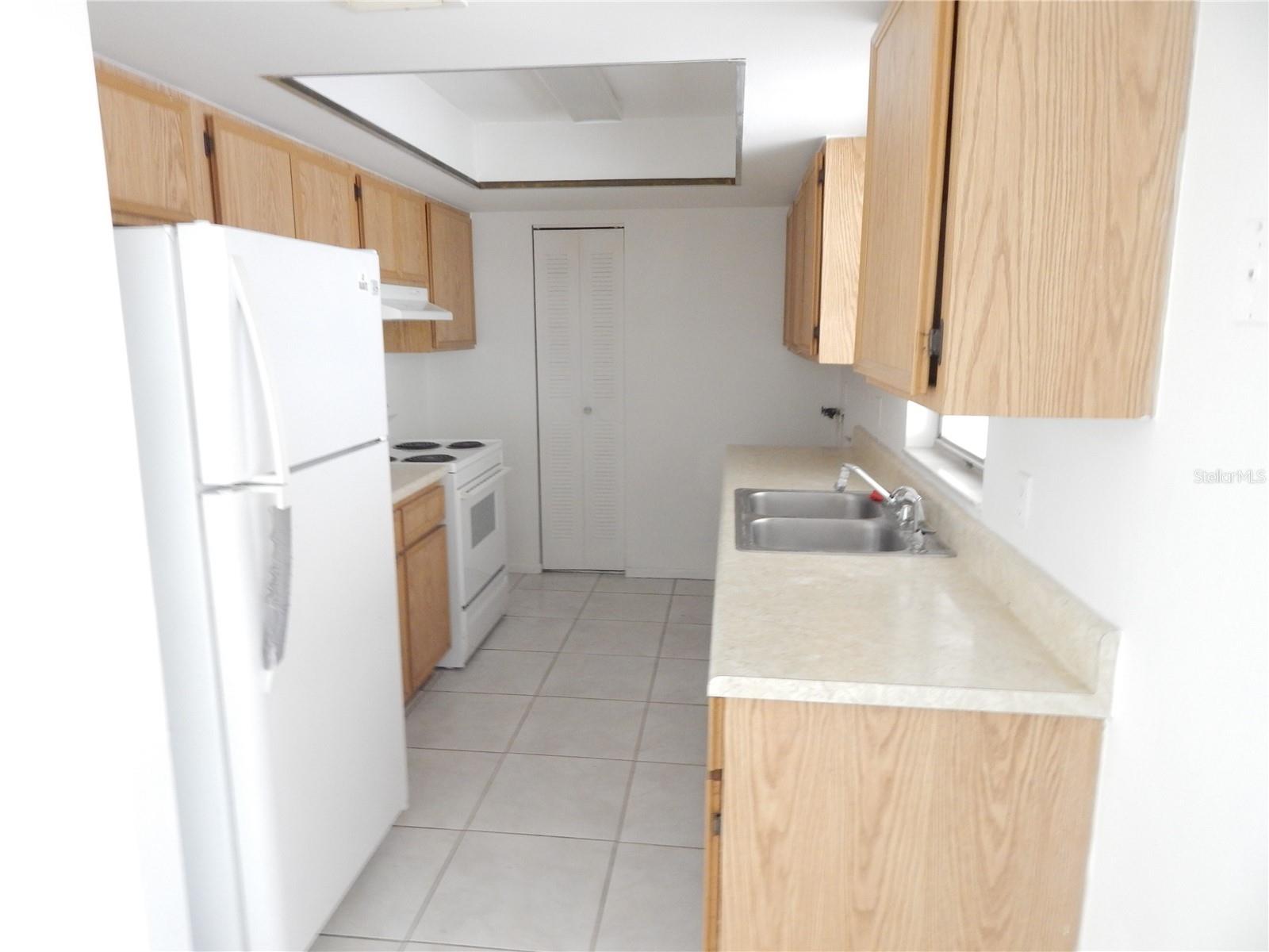 36 E COUNTRY COVE WAY, KISSIMMEE, FL, 34743