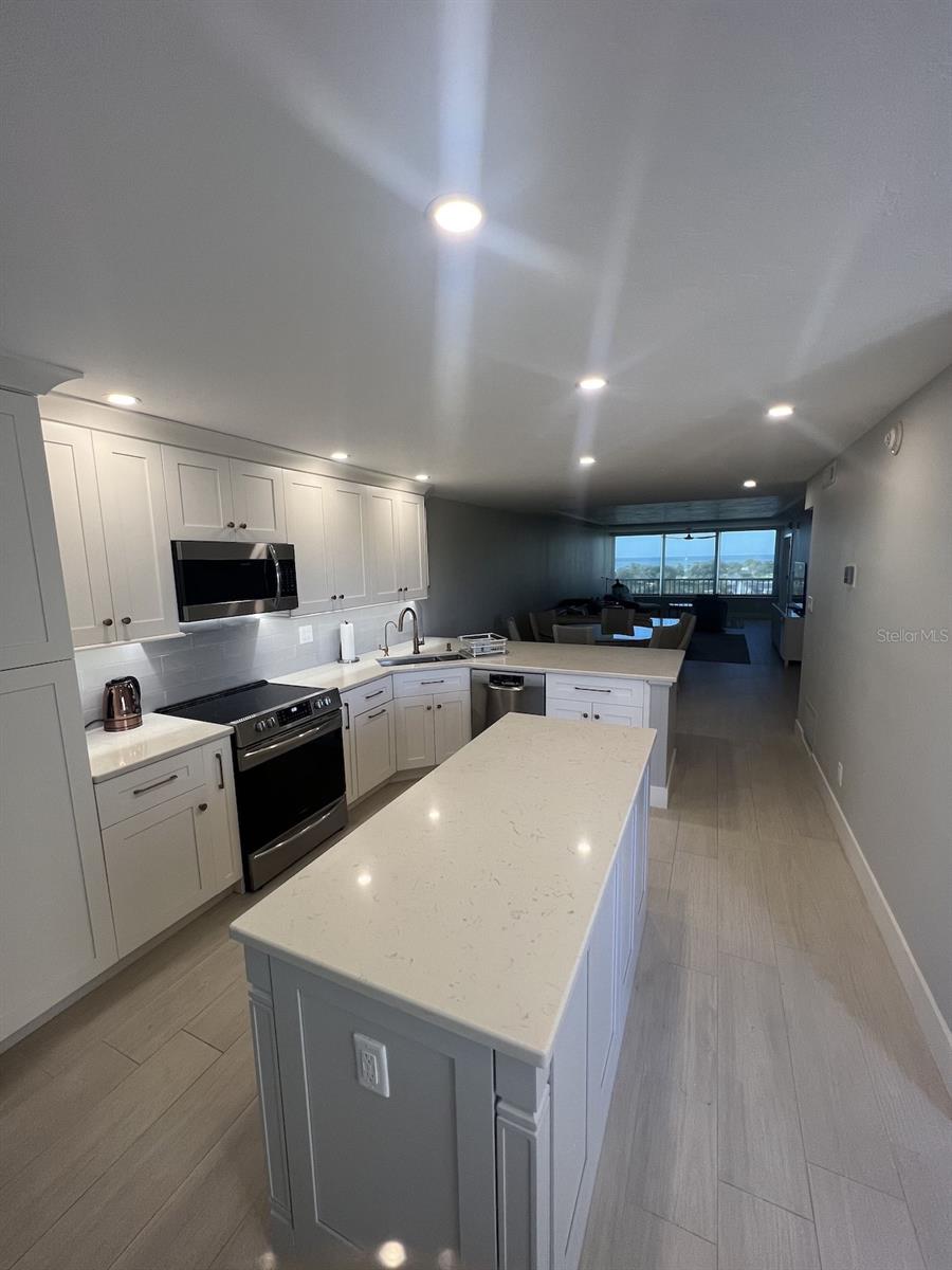 5770 MIDNIGHT PASS RD #405, SARASOTA, FL, 34242