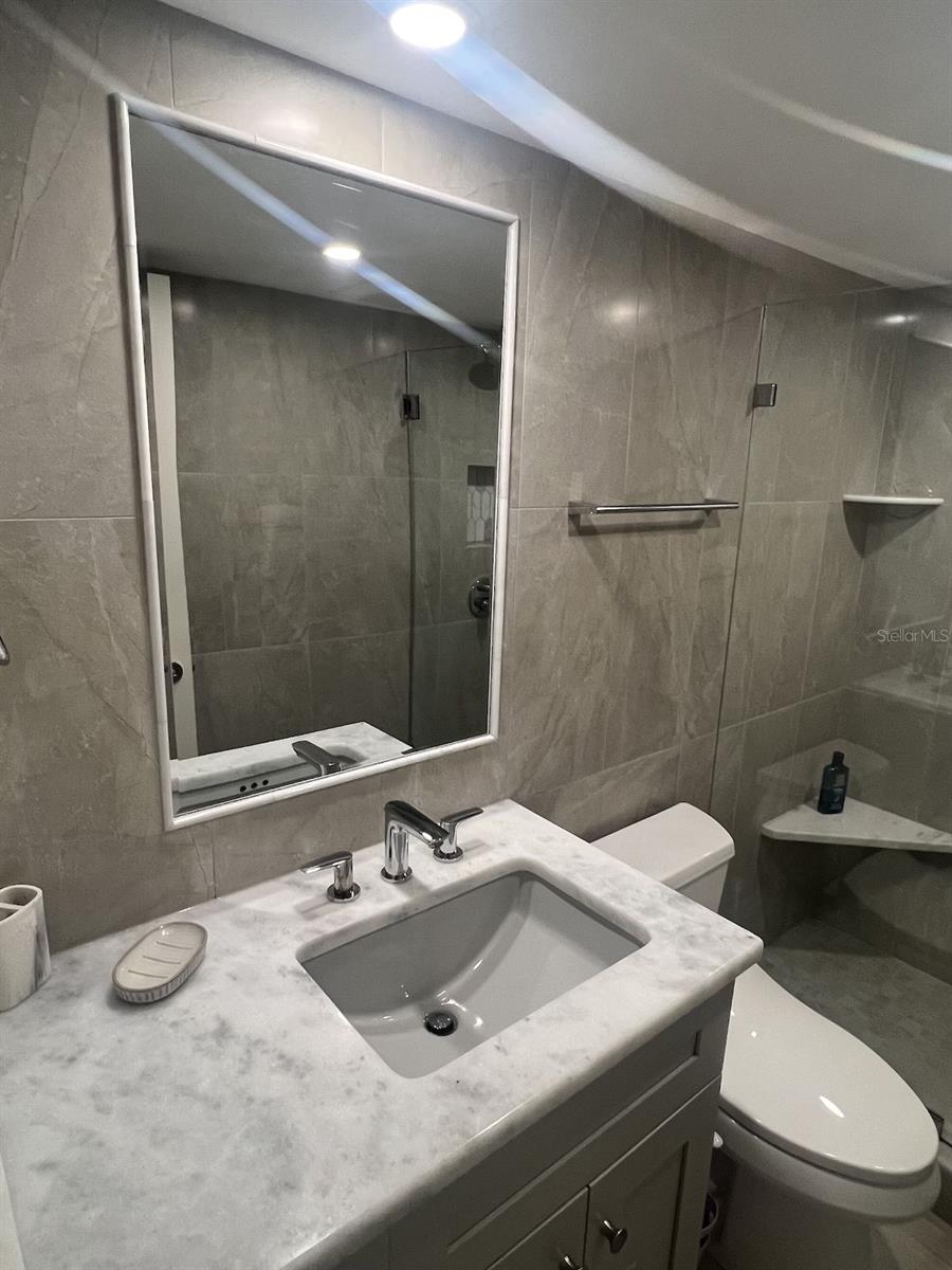 5770 MIDNIGHT PASS RD #405, SARASOTA, FL, 34242