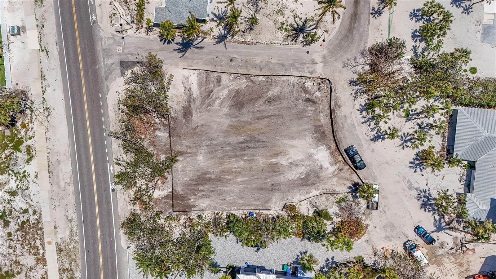 SLEEPY LAGOON, LONGBOAT KEY, FL, 34228