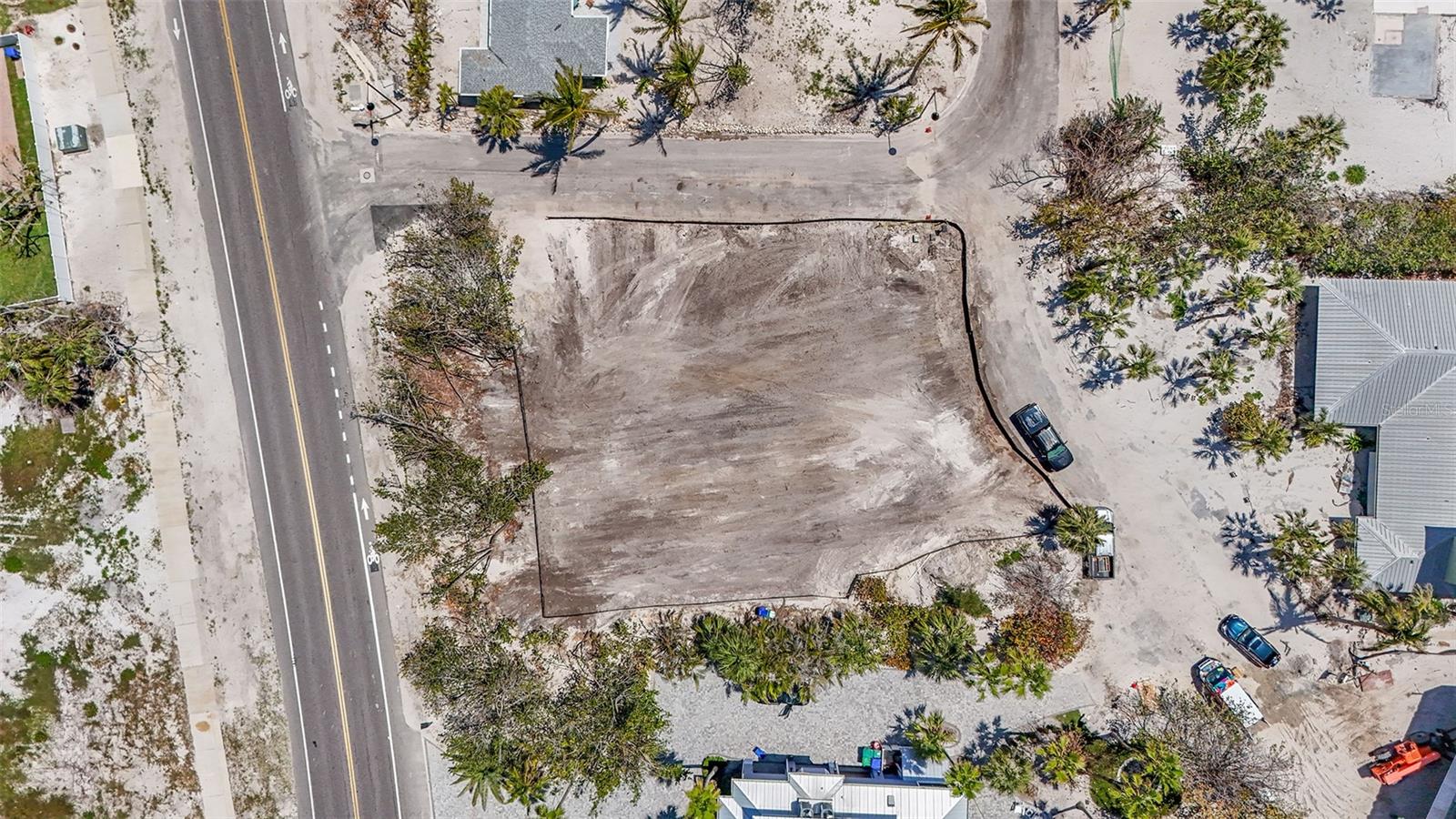 SLEEPY LAGOON, LONGBOAT KEY, FL, 34228