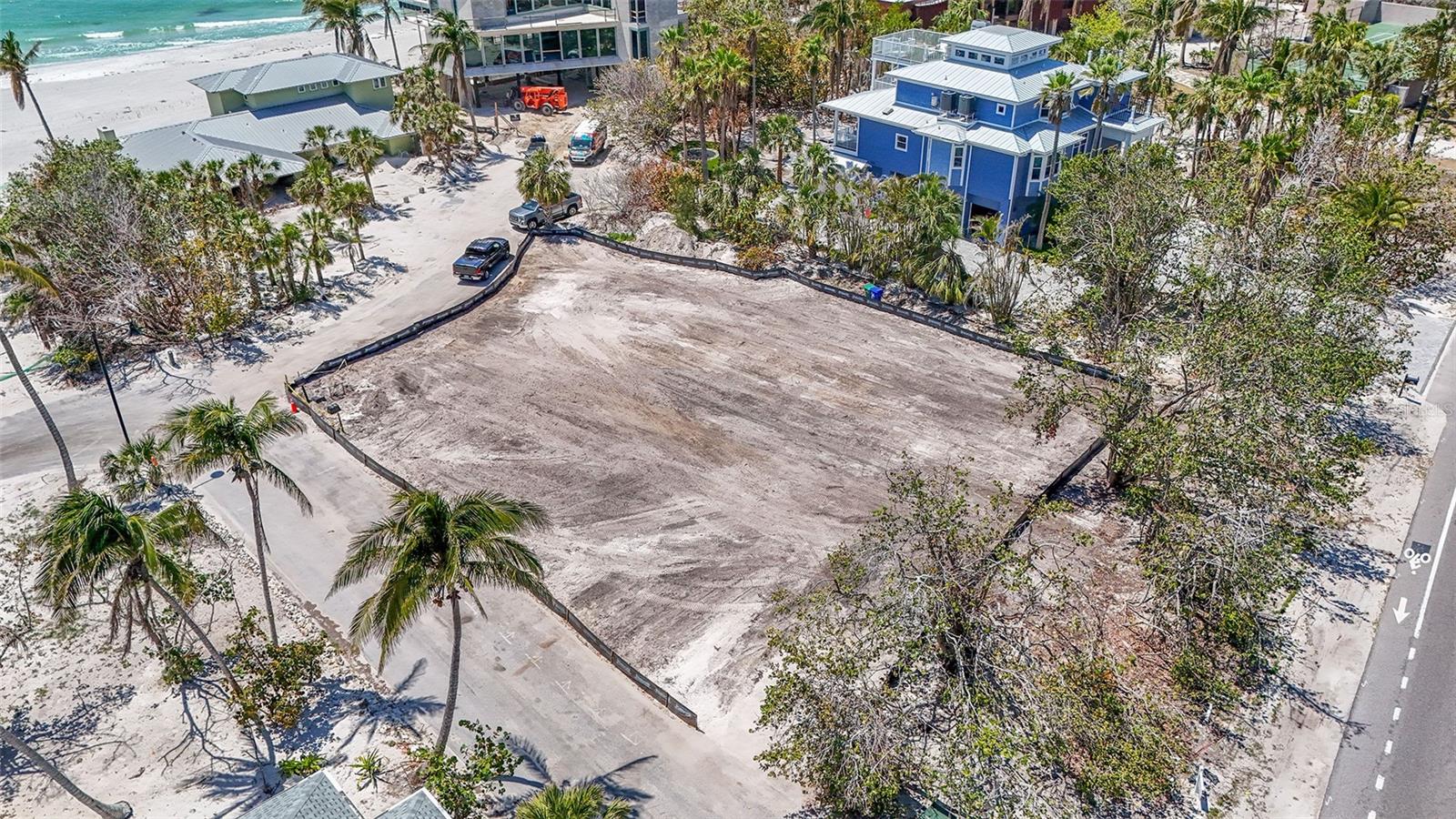 SLEEPY LAGOON, LONGBOAT KEY, FL, 34228