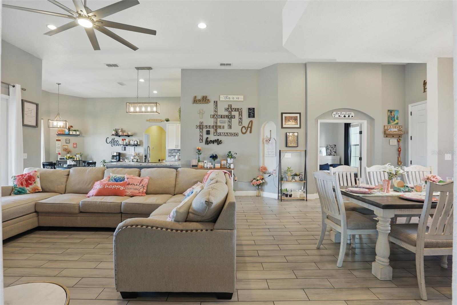 106 DINNER LAKE AVE, LAKE WALES, FL, 33859