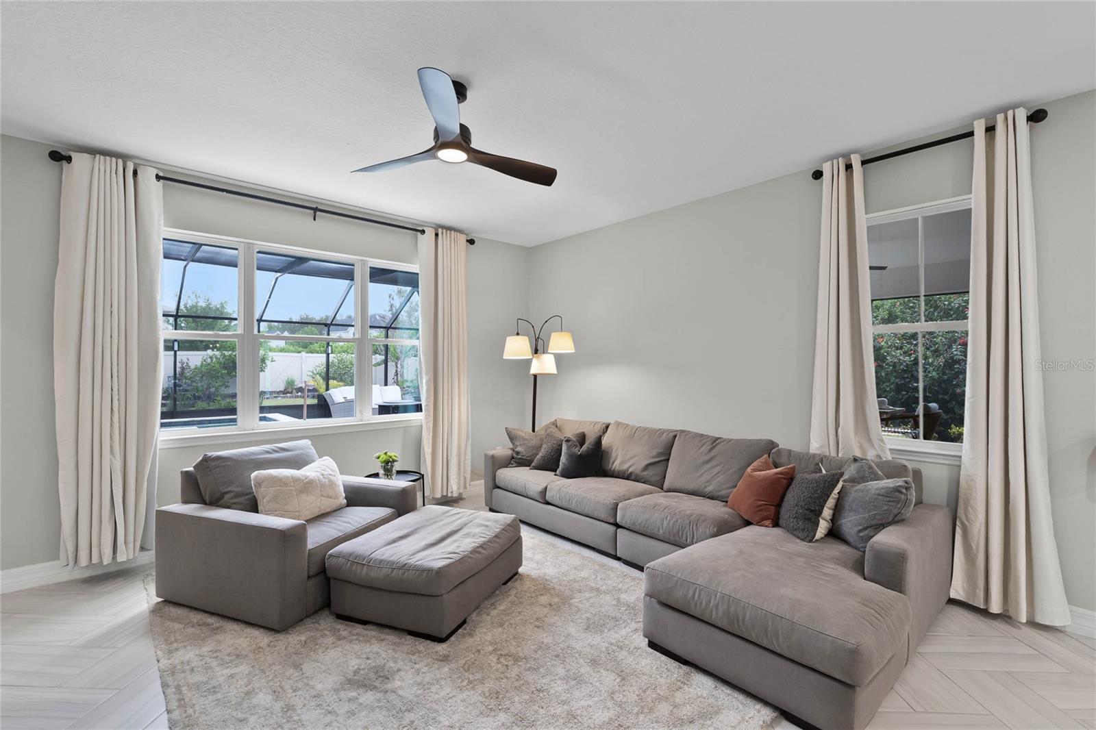 1909 DONAHUE DR, OCOEE, FL, 34761