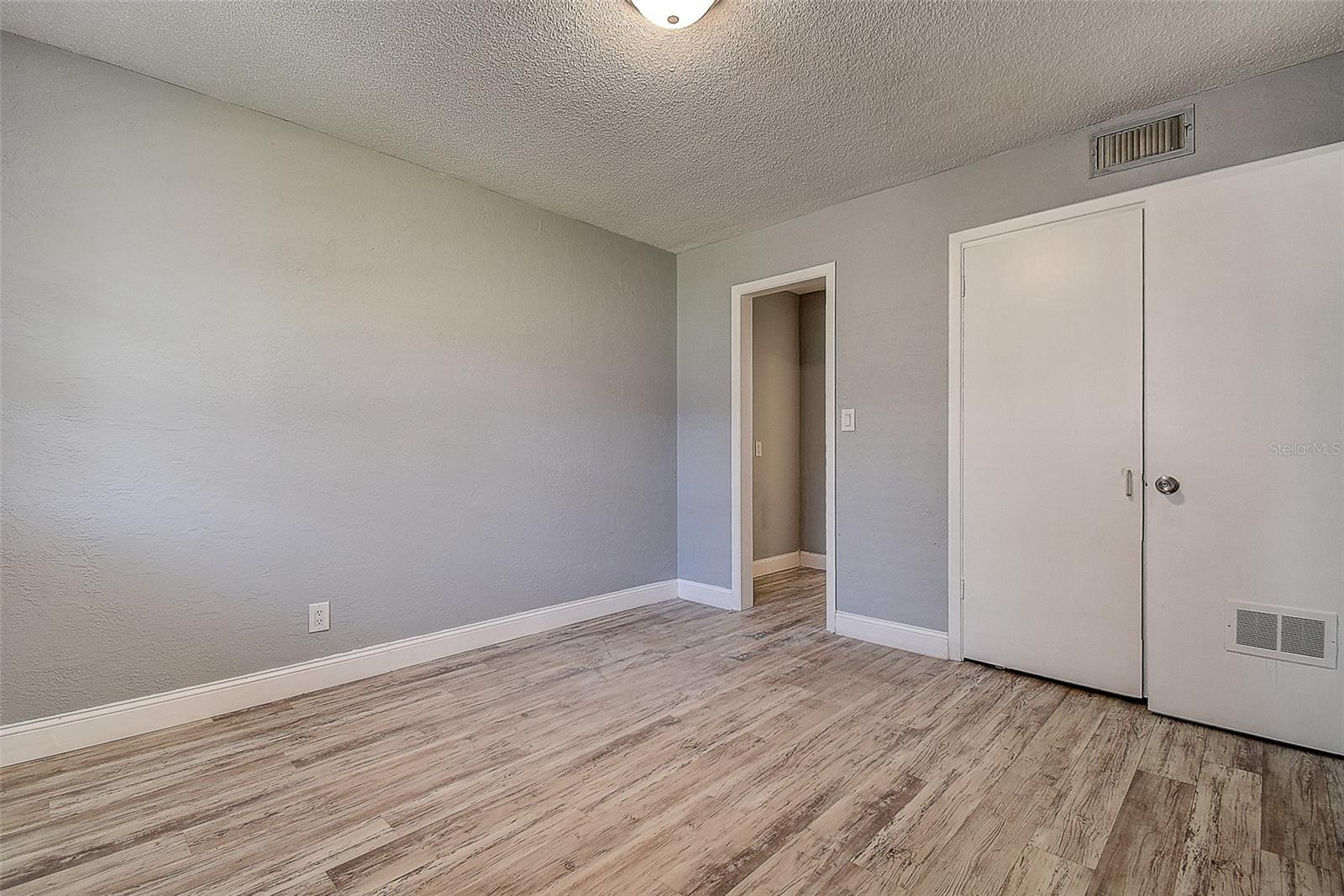 525 9TH AVE N #2, ST PETERSBURG, FL, 33701