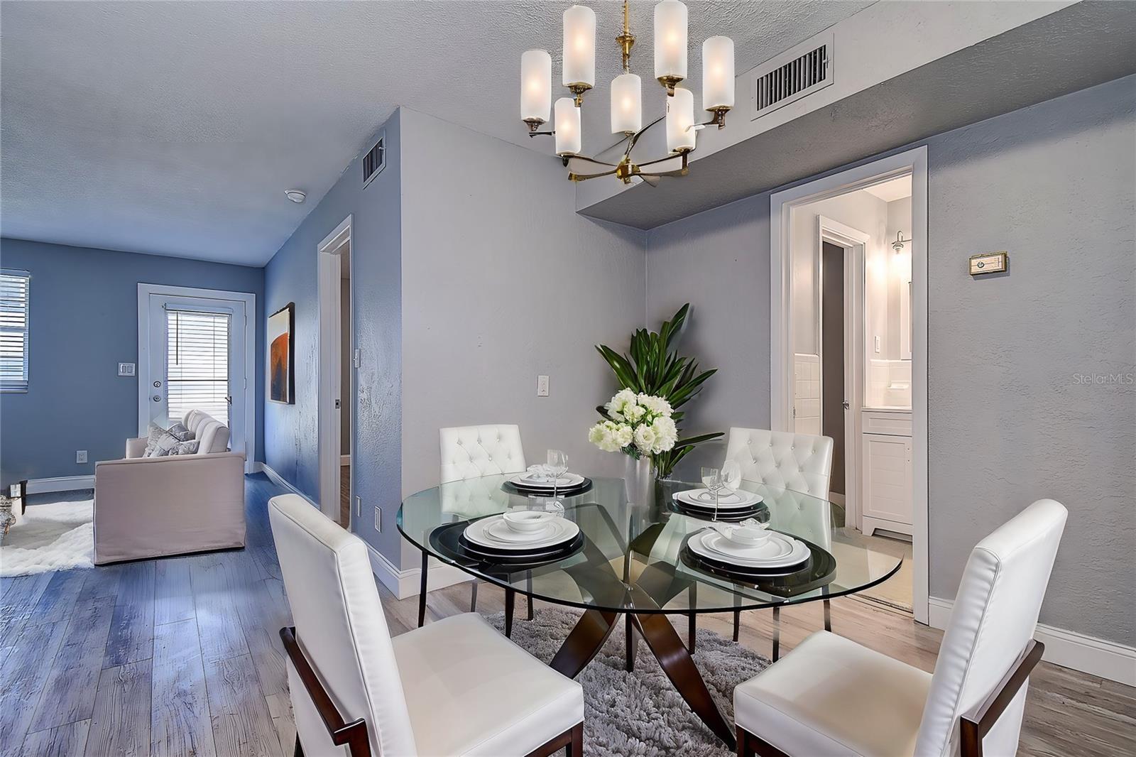 525 9TH AVE N #2, ST PETERSBURG, FL, 33701