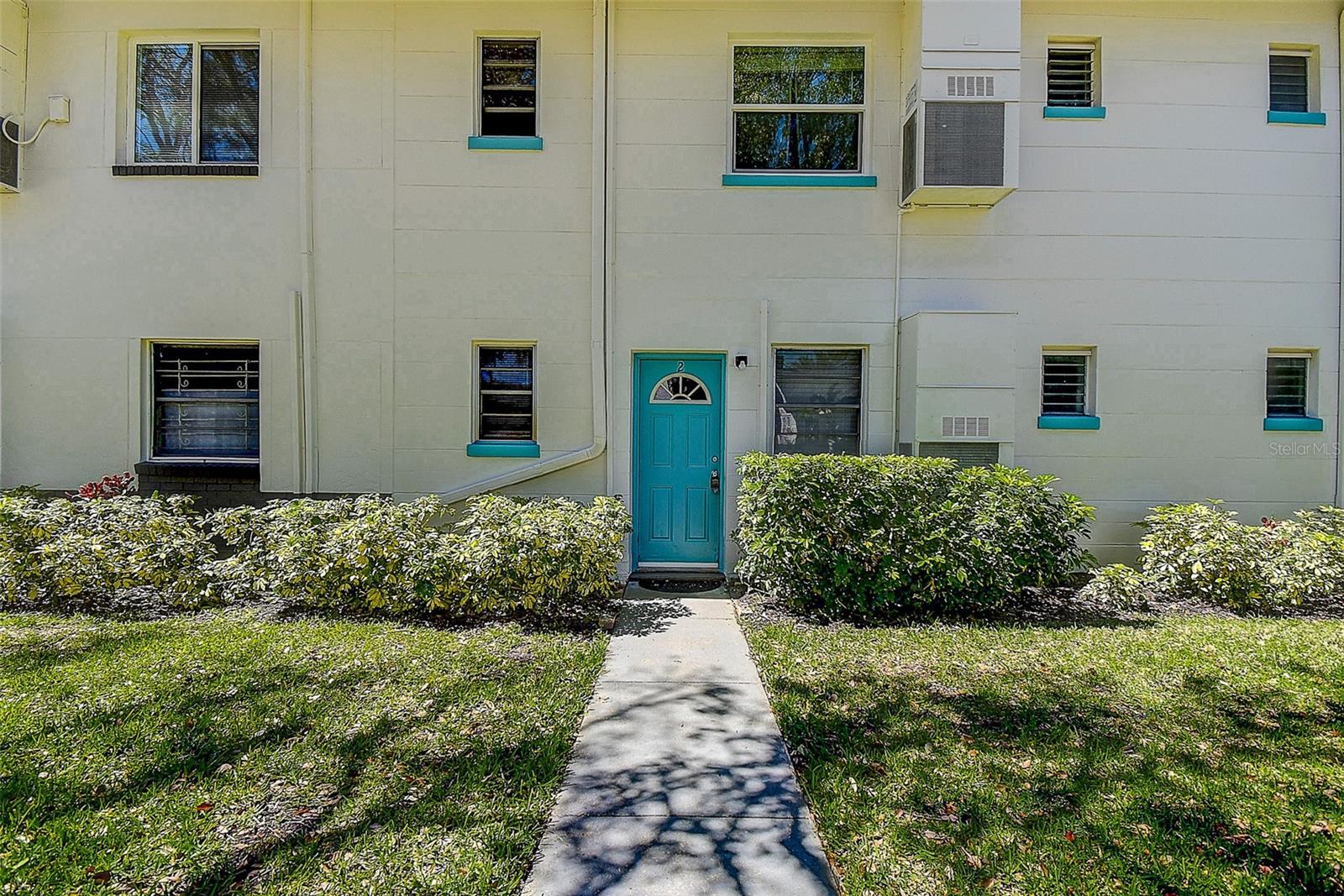 525 9TH AVE N #2, ST PETERSBURG, FL, 33701