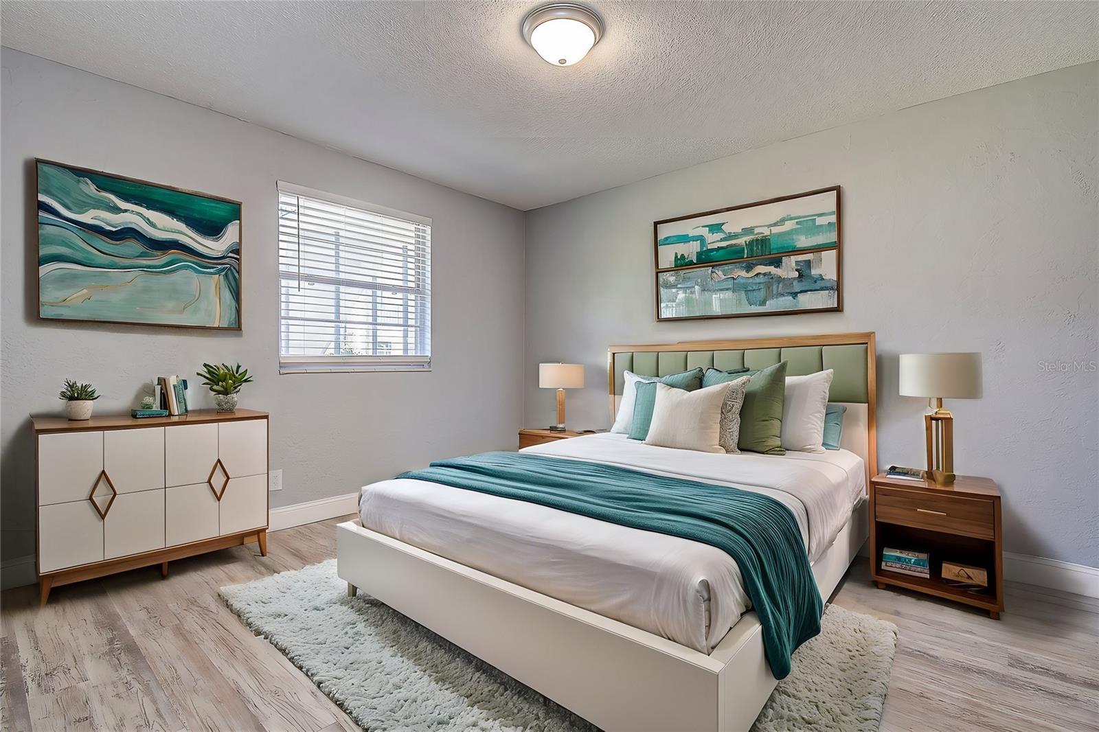 525 9TH AVE N #2, ST PETERSBURG, FL, 33701