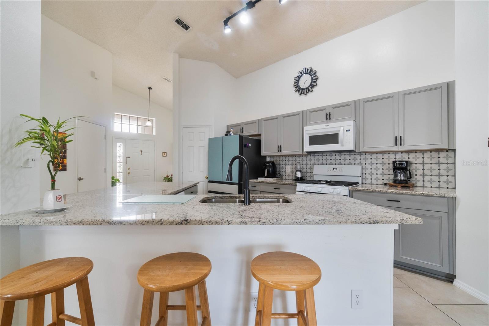 640 LADY DIANA DR, DAVENPORT, FL, 33837