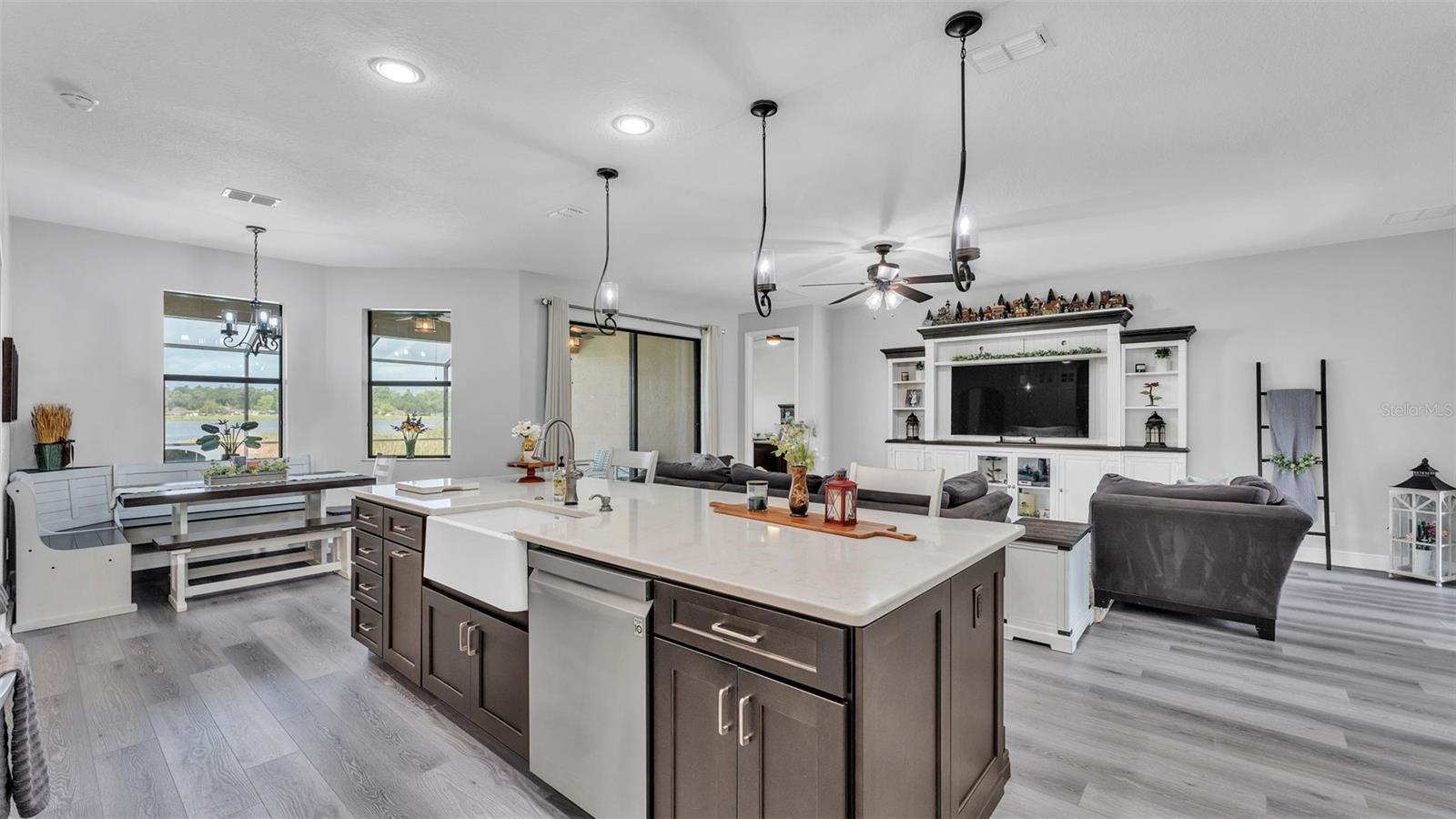 1342 HERITAGE LANDINGS DR, LAKELAND, FL, 33805