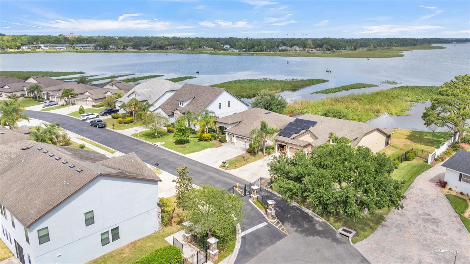 1342 HERITAGE LANDINGS DR, LAKELAND, FL, 33805