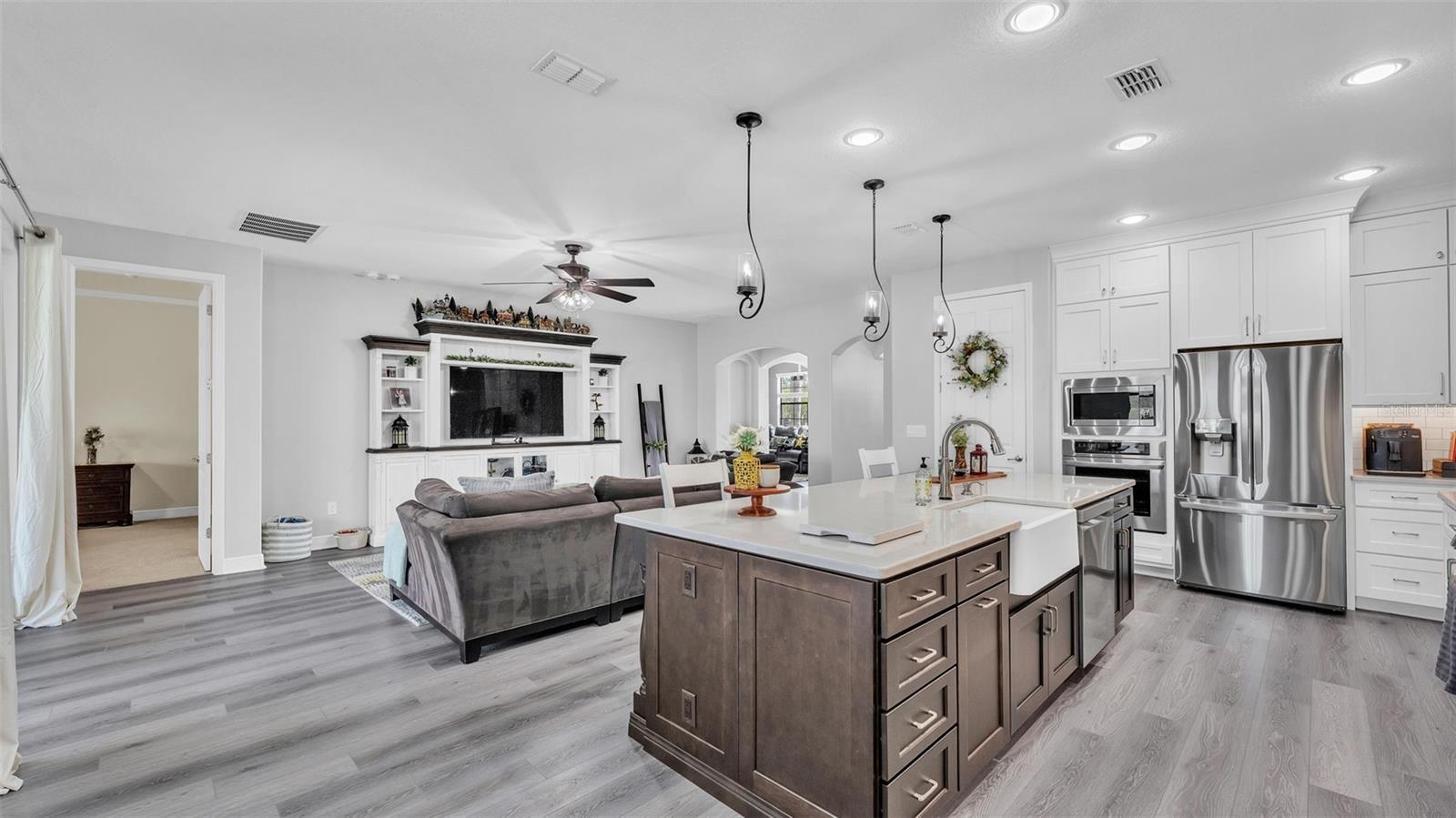 1342 HERITAGE LANDINGS DR, LAKELAND, FL, 33805