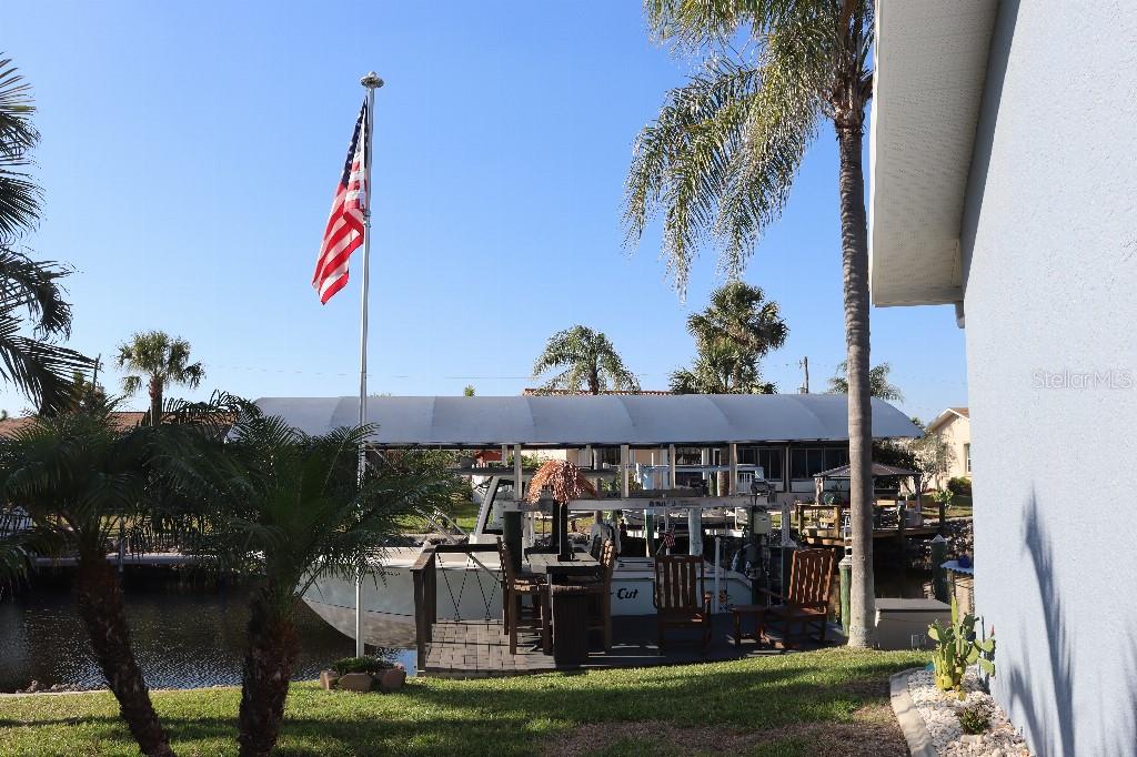 220 SINGAPORE RD, PUNTA GORDA, FL, 33950