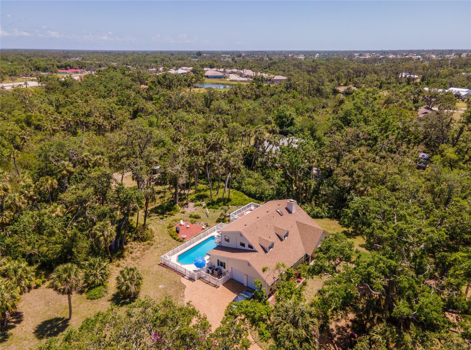 2020 E DOLPHIN DR, ENGLEWOOD, FL, 34223