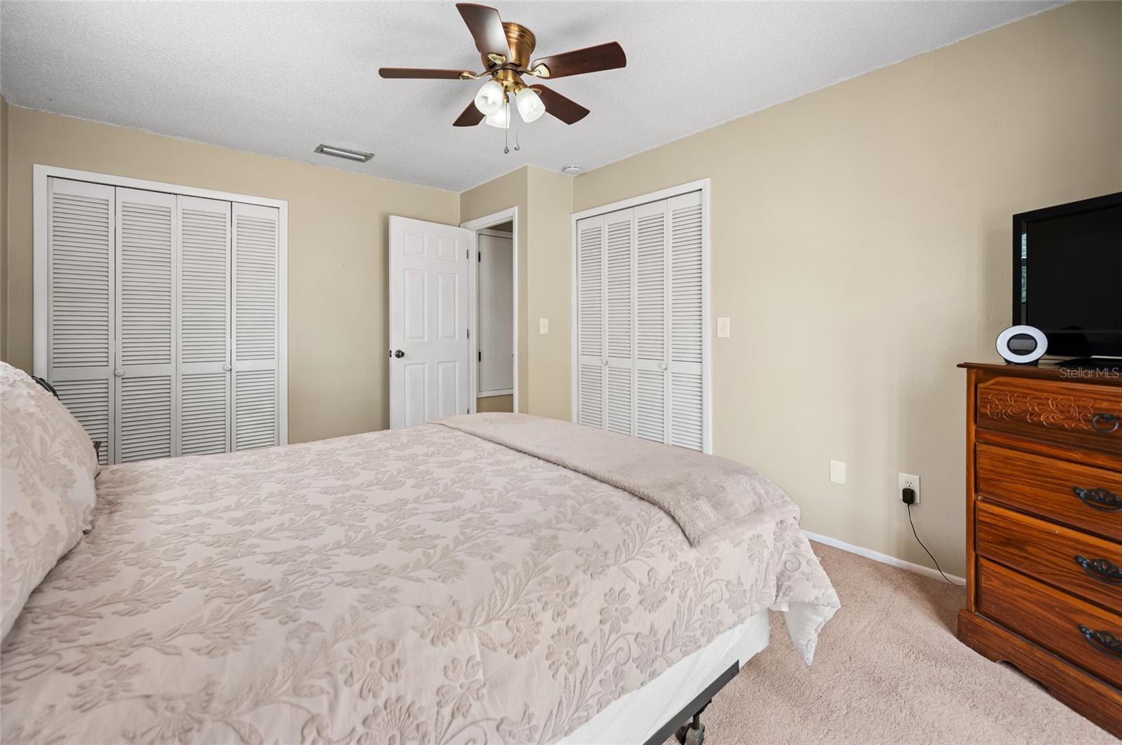 2020 E DOLPHIN DR, ENGLEWOOD, FL, 34223