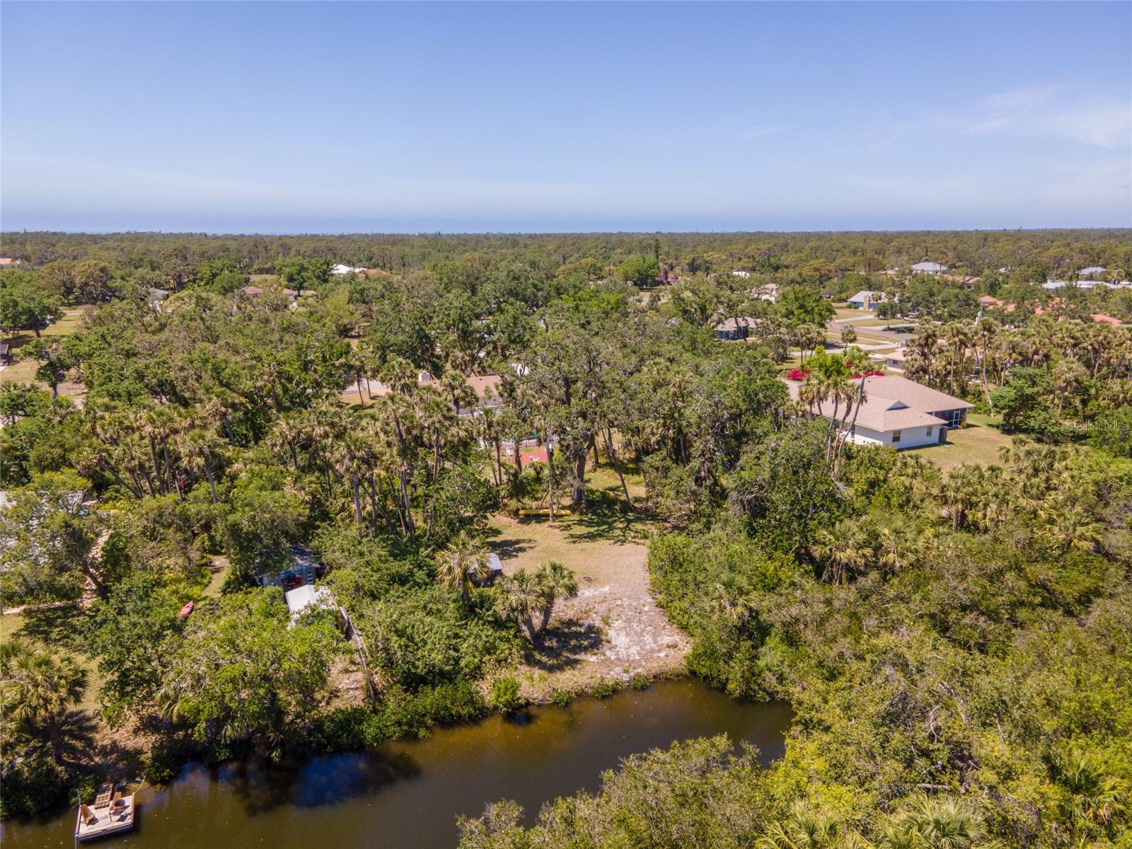 2020 E DOLPHIN DR, ENGLEWOOD, FL, 34223