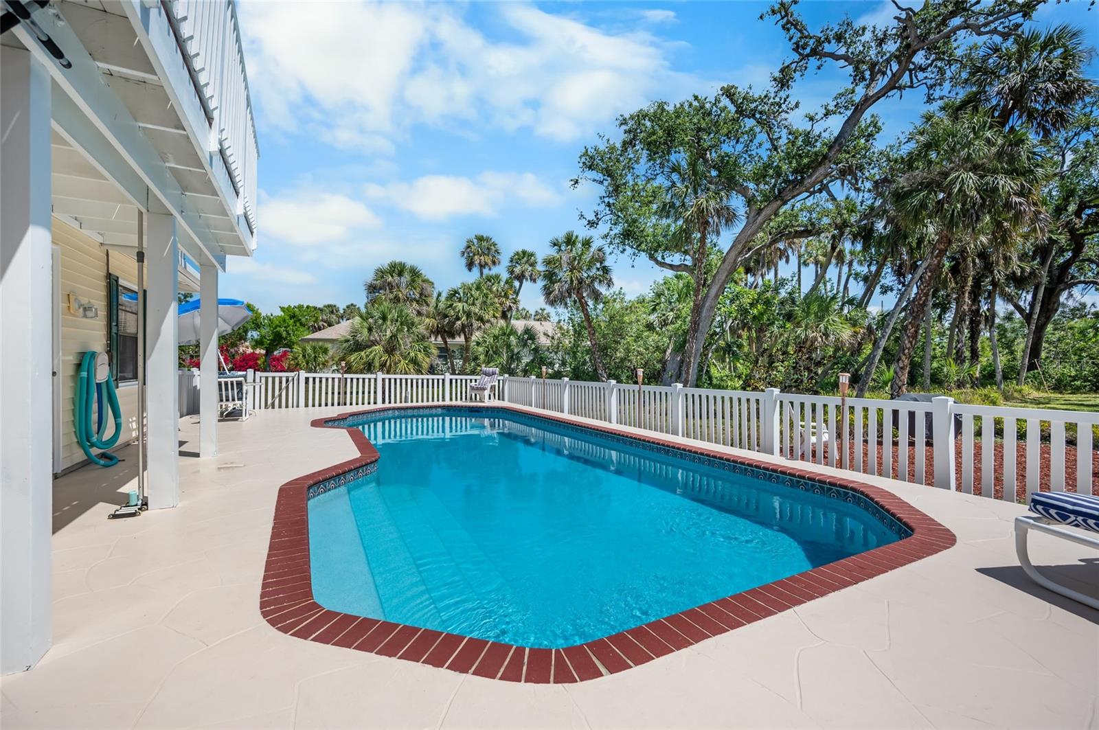 2020 E DOLPHIN DR, ENGLEWOOD, FL, 34223