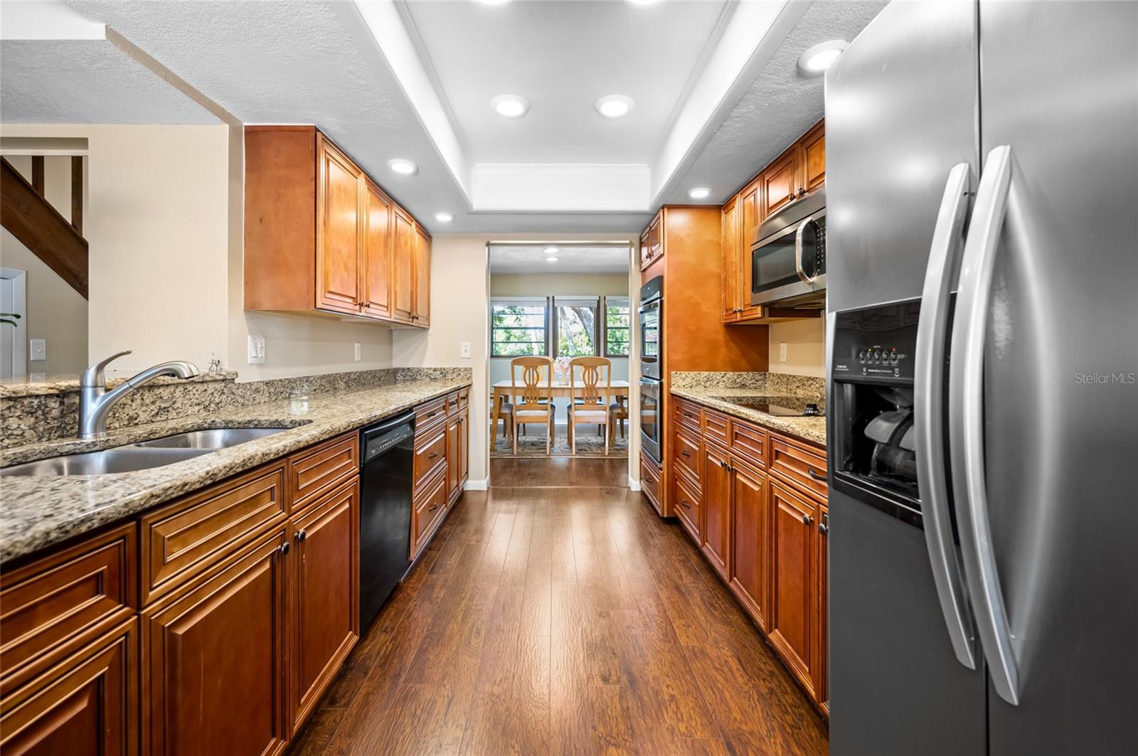 2020 E DOLPHIN DR, ENGLEWOOD, FL, 34223