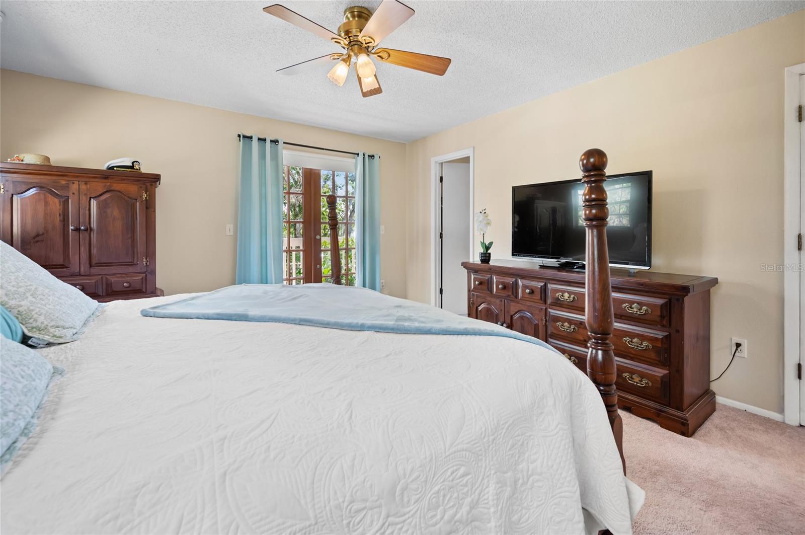 2020 E DOLPHIN DR, ENGLEWOOD, FL, 34223