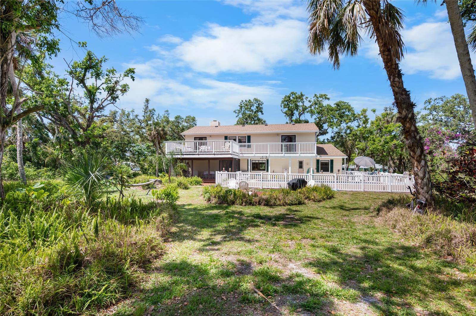 2020 E DOLPHIN DR, ENGLEWOOD, FL, 34223