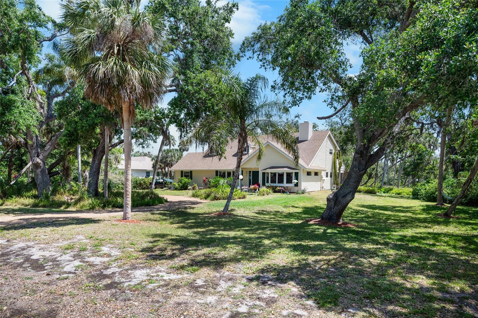 2020 E DOLPHIN DR, ENGLEWOOD, FL, 34223