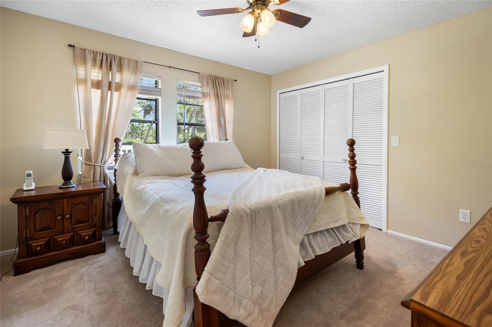 2020 E DOLPHIN DR, ENGLEWOOD, FL, 34223