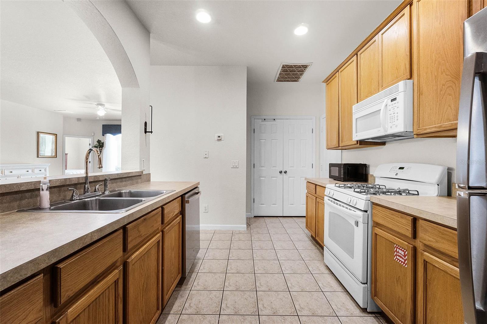 2652 MARG LN, KISSIMMEE, FL, 34758