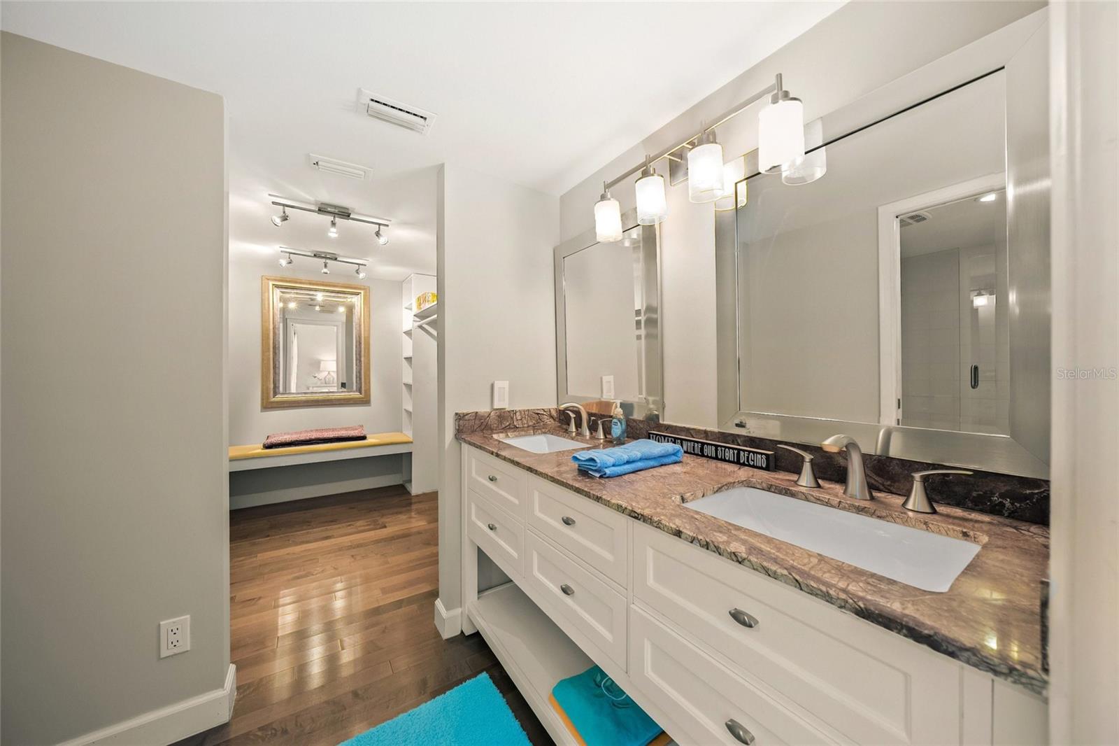 1256 RIEGELS LANDING DR, SARASOTA, FL, 34242