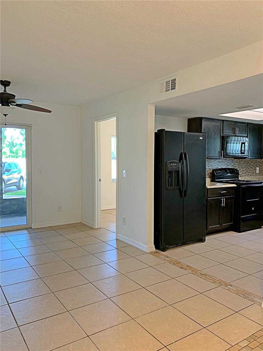 2432 SWAILES DR #6, ORLANDO, FL, 32837