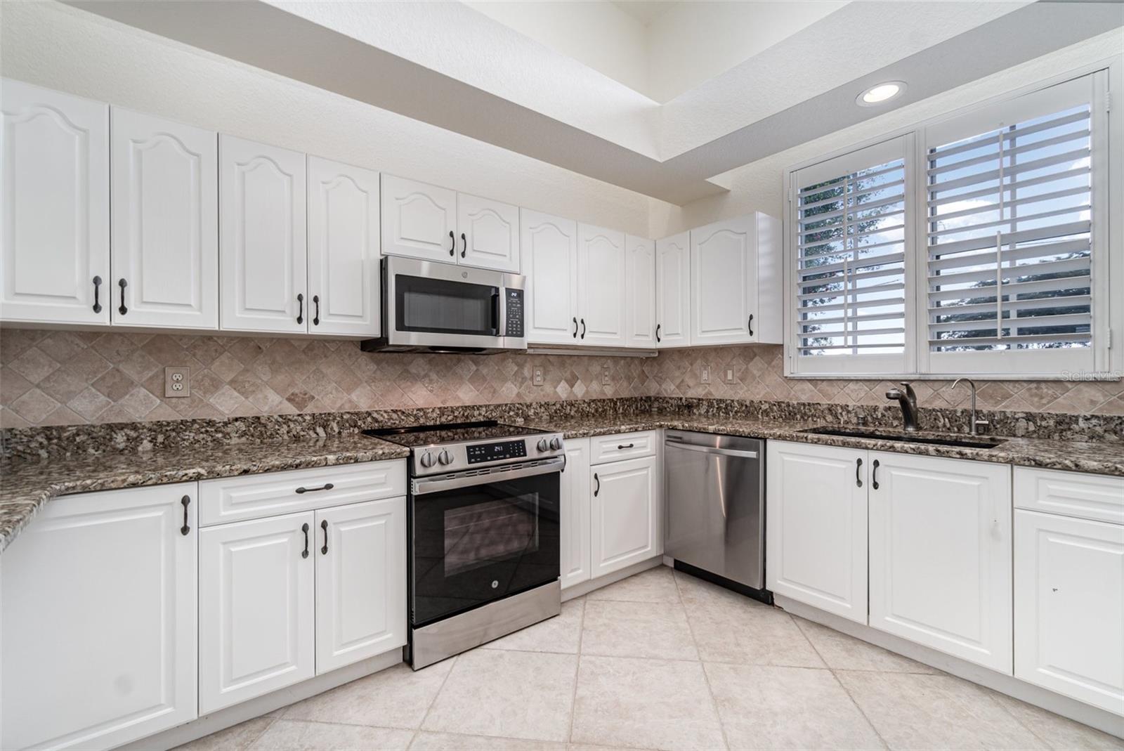814 VIA TRIPOLI, PUNTA GORDA, FL, 33950