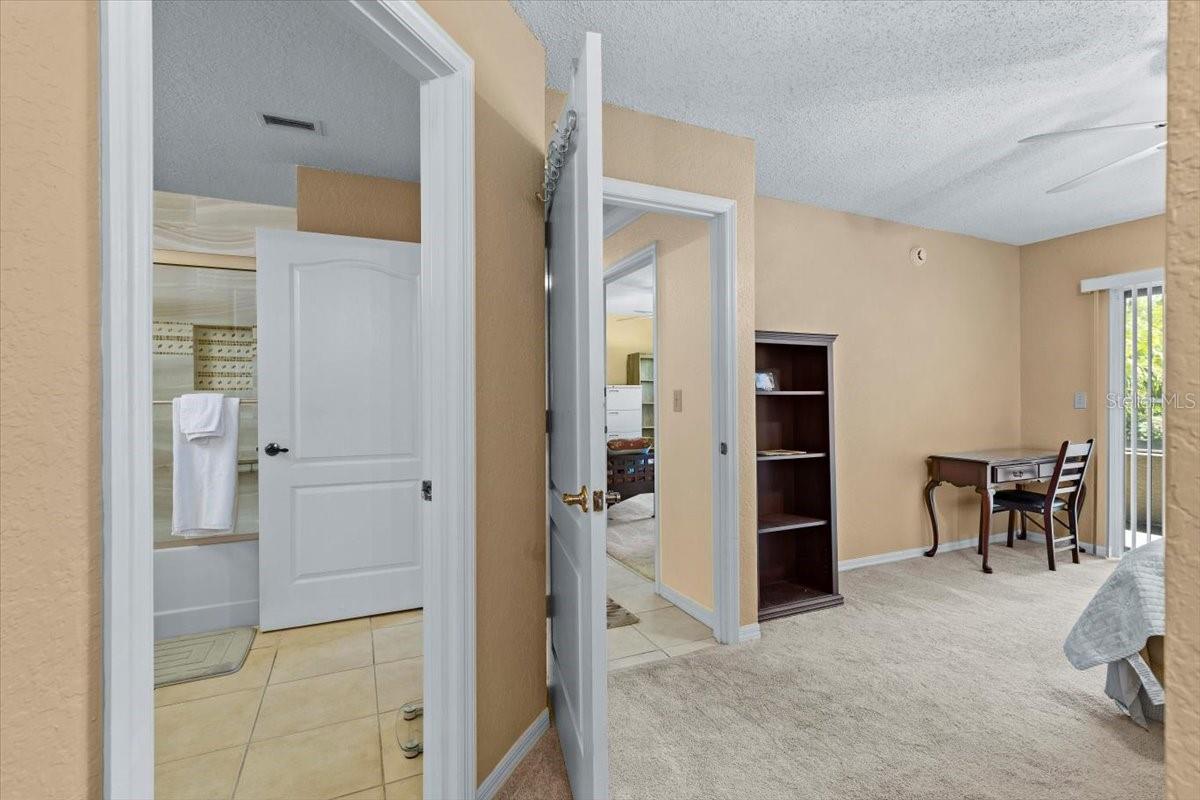 1015 NORMANDY TRACE RD, TAMPA, FL, 33602