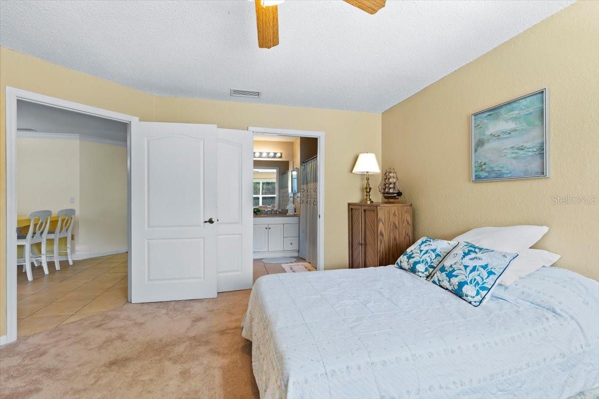 1015 NORMANDY TRACE RD, TAMPA, FL, 33602