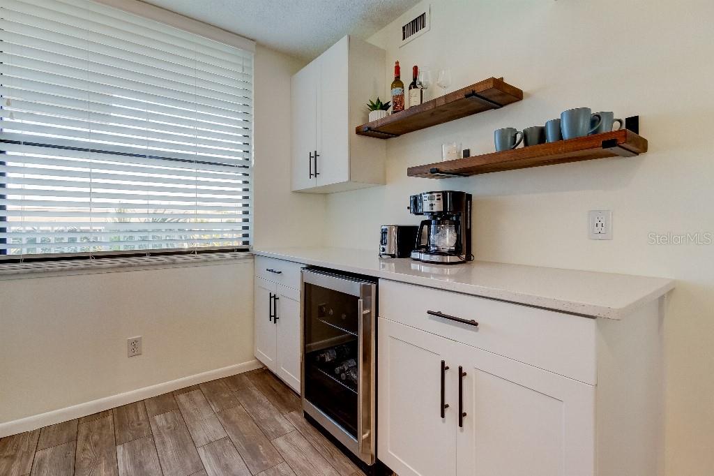 300 WOODETTE DR #402B, DUNEDIN, FL, 34698