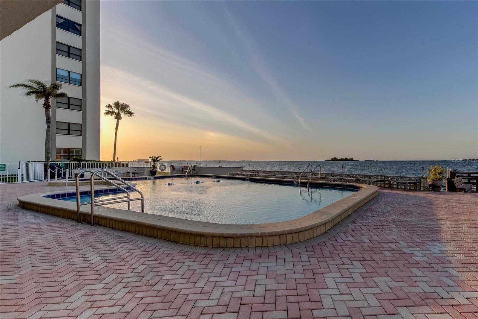 300 WOODETTE DR #402B, DUNEDIN, FL, 34698