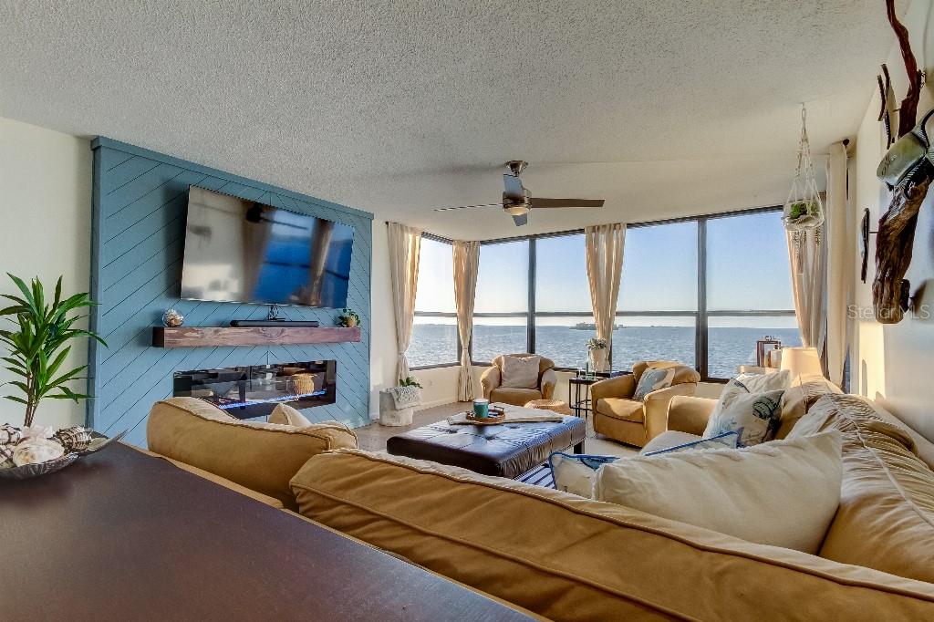 300 WOODETTE DR #402B, DUNEDIN, FL, 34698