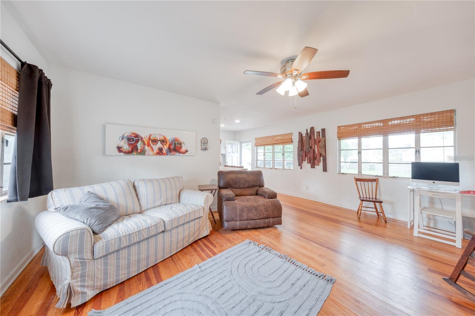 109 W HAZEL ST, ORLANDO, FL, 32804