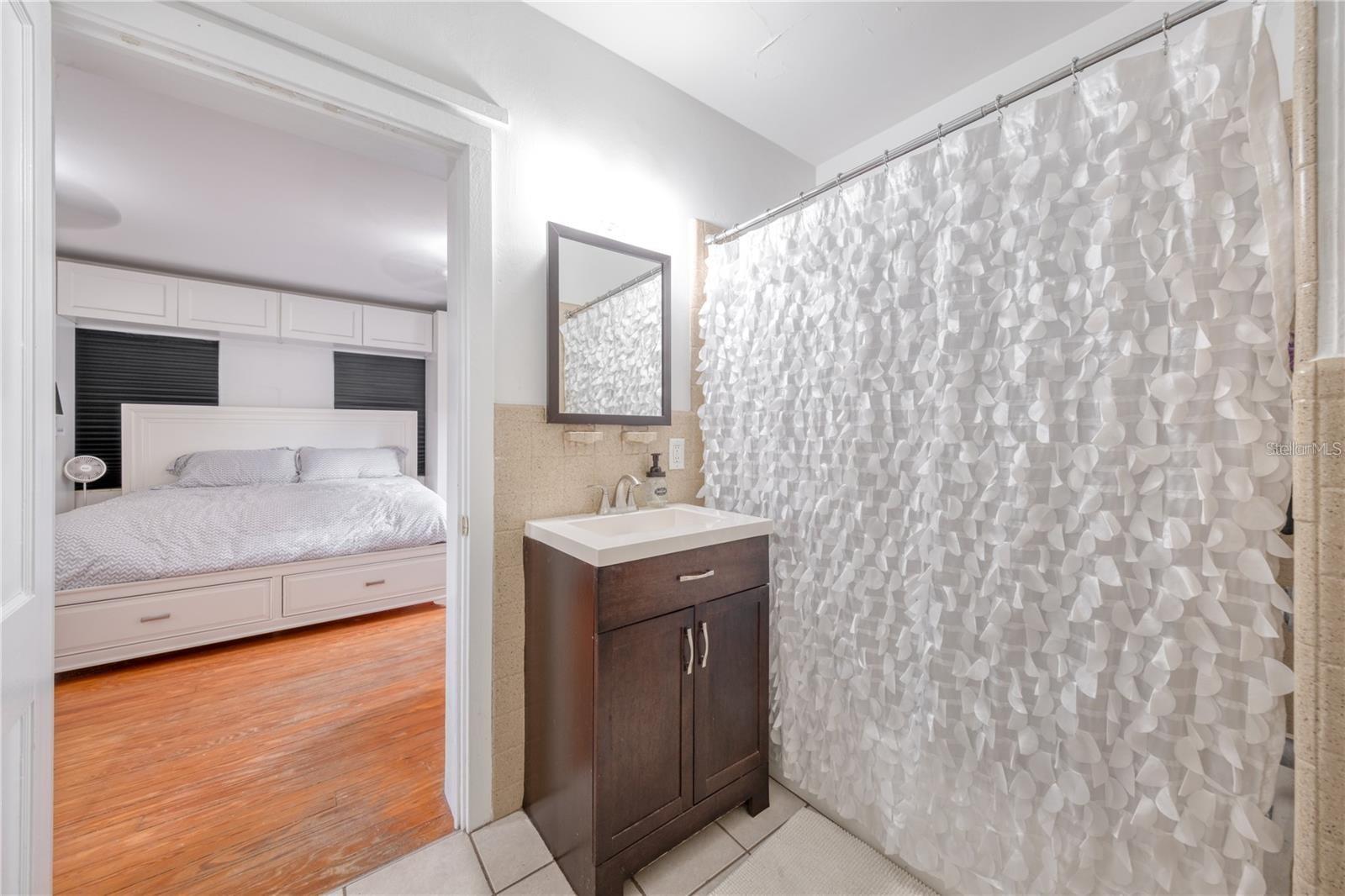 109 W HAZEL ST, ORLANDO, FL, 32804