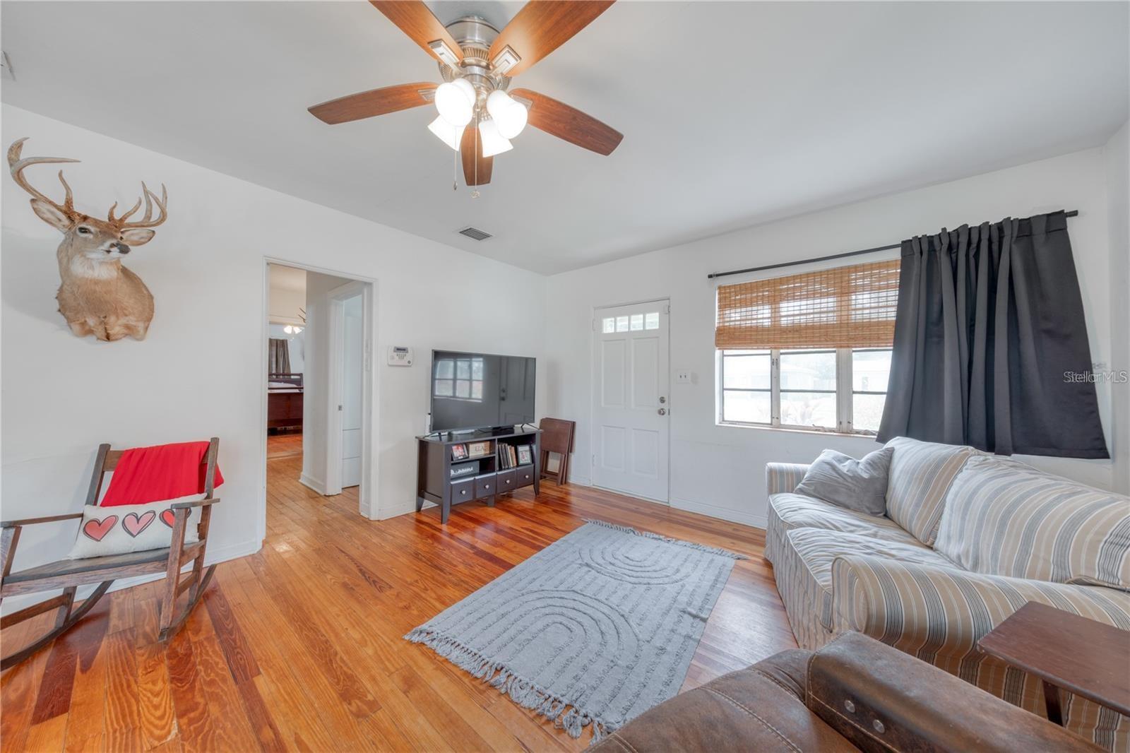 109 W HAZEL ST, ORLANDO, FL, 32804