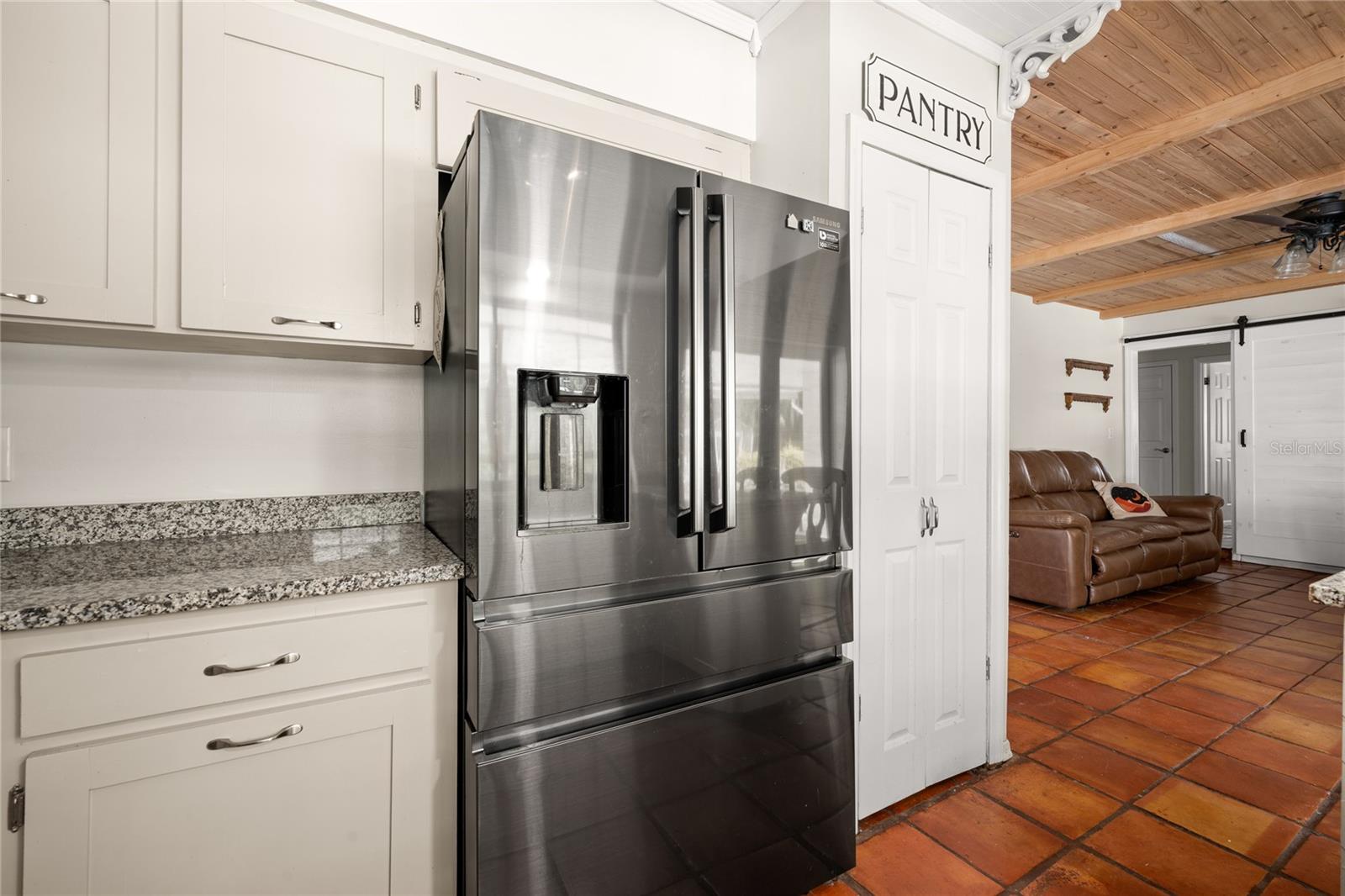 407 FOREST RD, MOUNT DORA, FL, 32757
