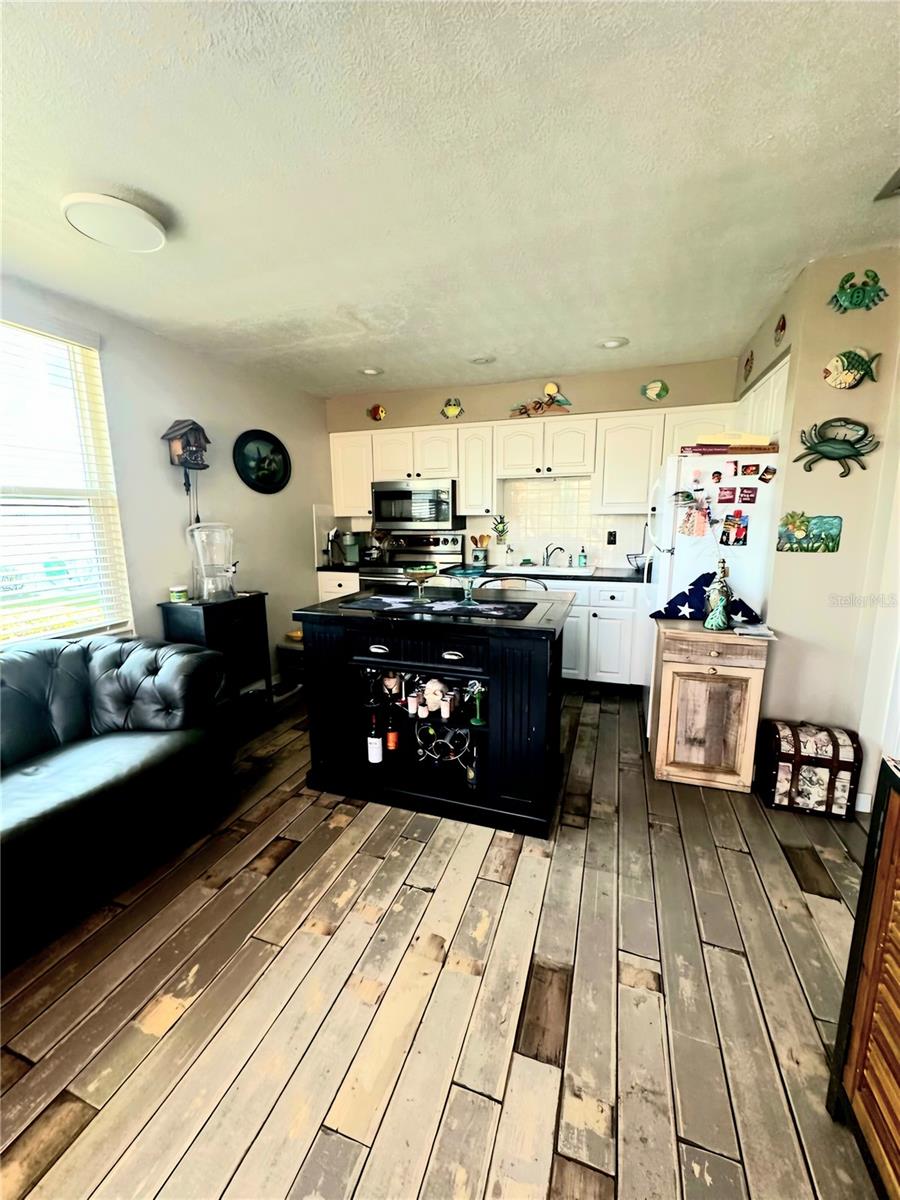 4350 TAHITIAN GARDENS CIR #A, HOLIDAY, FL, 34691