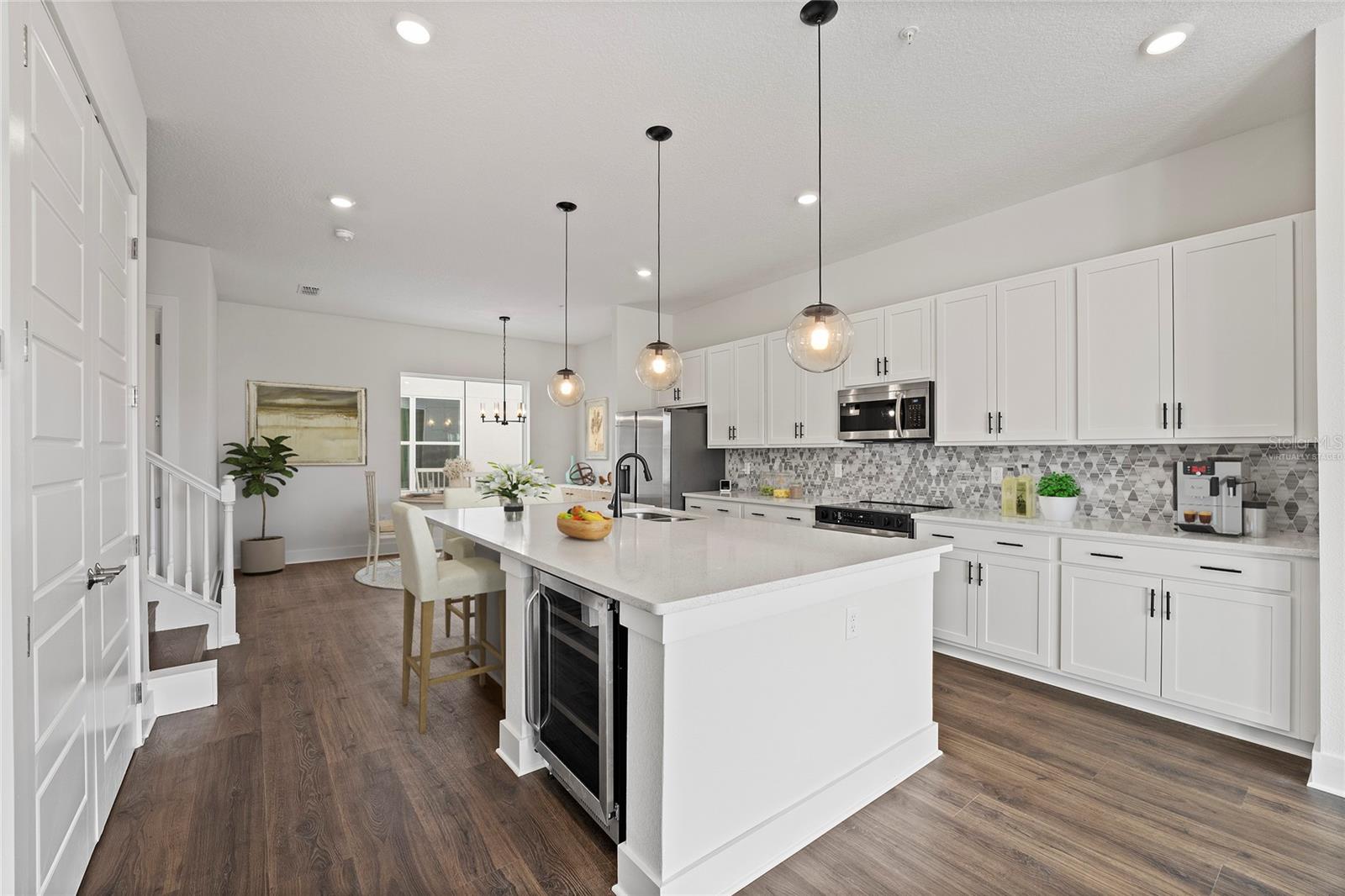 336 CENTER LAKE LN #A-2, OVIEDO, FL, 32765